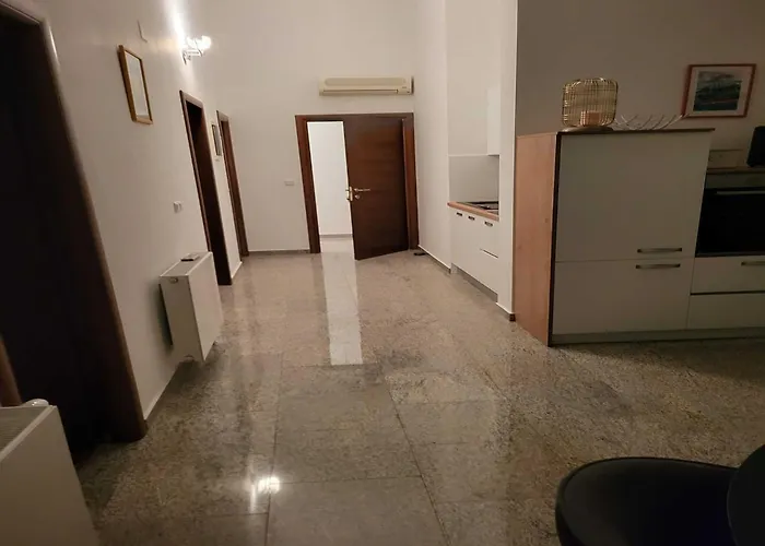 Analena - Two Bedroom 2 Šibenik