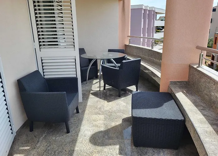 Analena - Two Bedroom 2 Appartement *